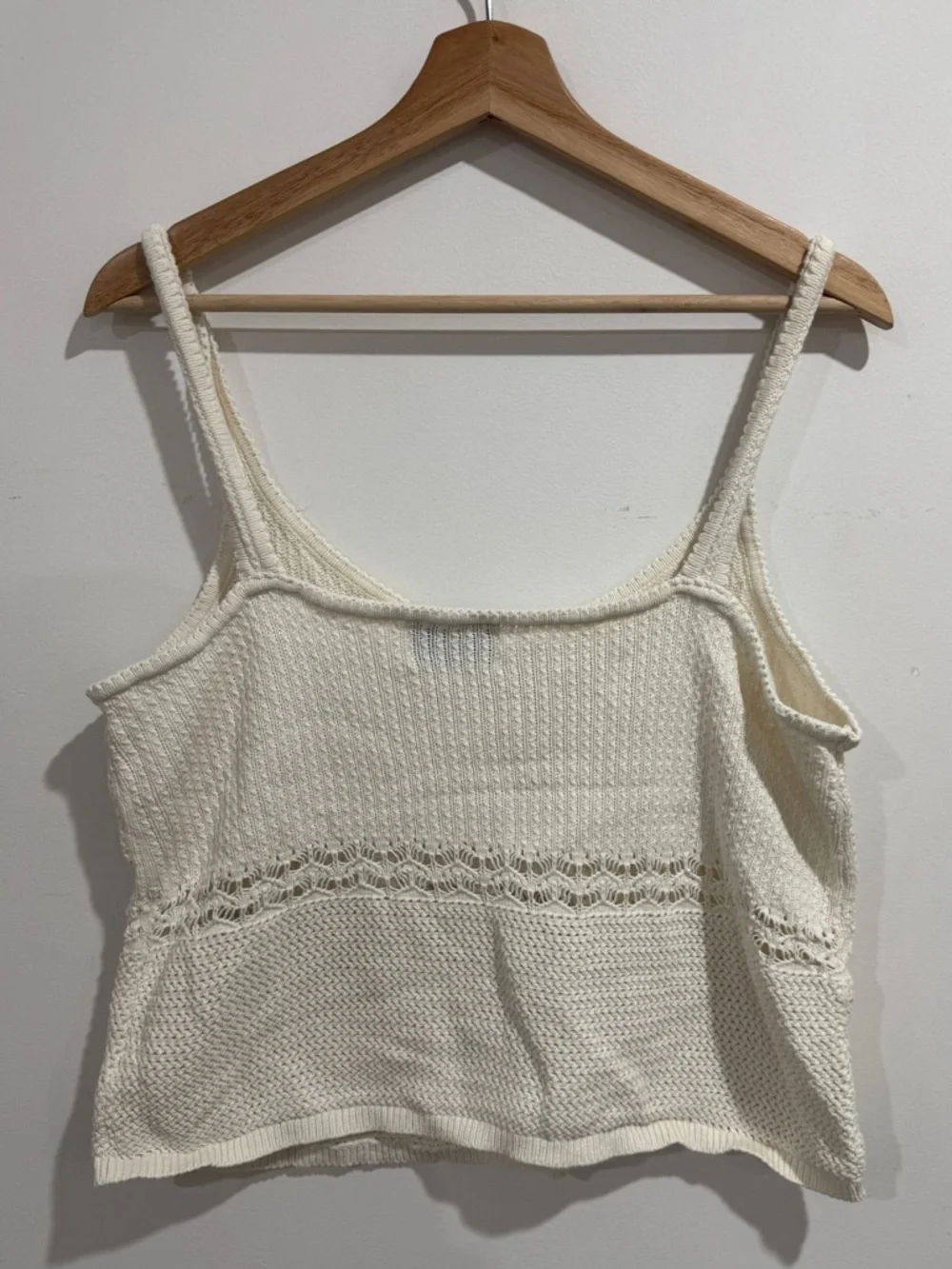 Old Navy Cream Knit Cropped Tank Top XL - Picture 4 of 7